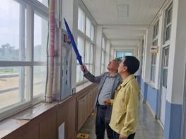 [태안교육지원청] 간부 공무원, 집중 호우로 인한 학교 현황 긴급 점검 나서 기사 이미지