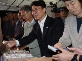 김민석 총리,  “건설근로자의 일자리와 안전을 위해 최선 다할 것” 기사 이미지