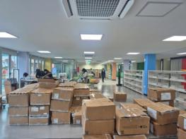 서산교육지원청 학교지원센터, 음암중 도서실 정리지원 실시 기사 이미지