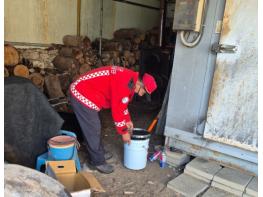 장성군, 화목 보일러 사용 가구에 ‘재처리 용기’ 보급 기사 이미지