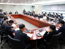 충청남도 김태흠 지사 “지역경제 회복 전방위 노력을” 기사 이미지